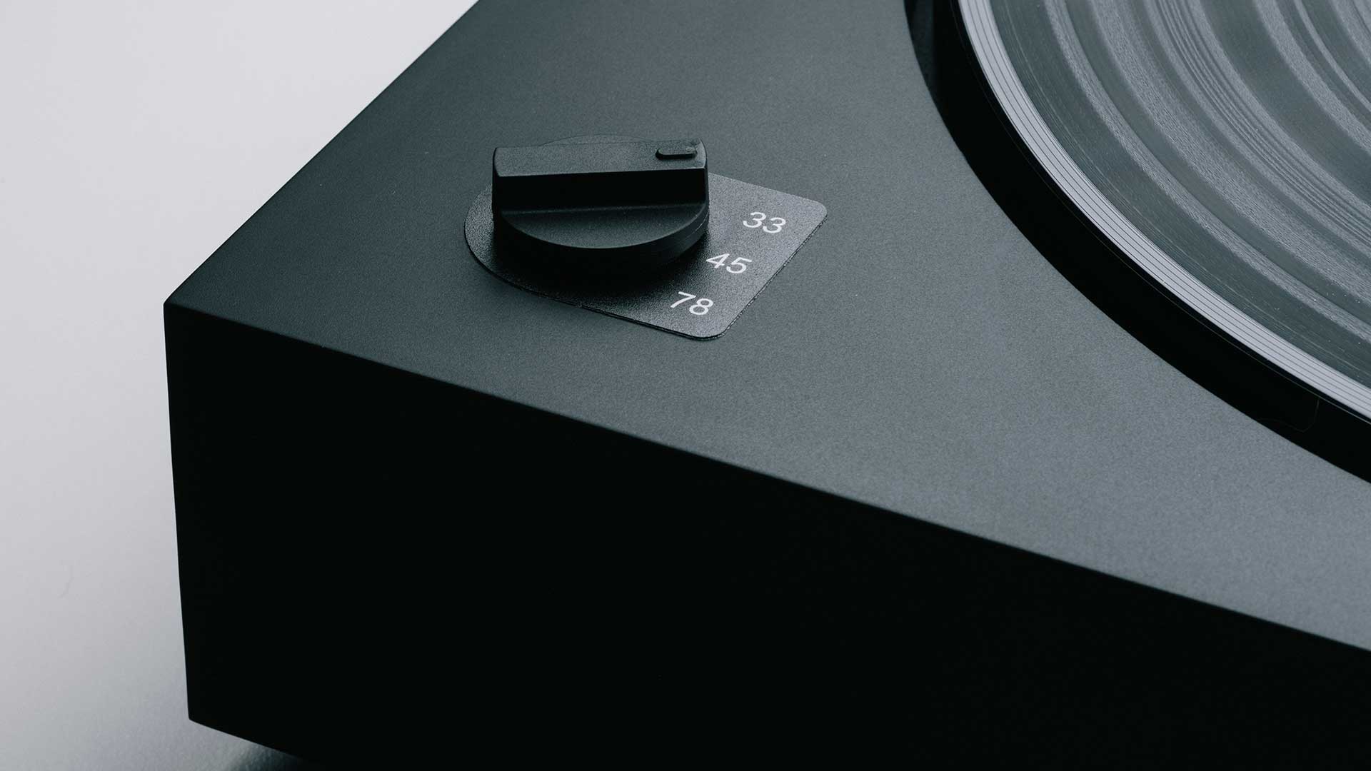 Pro-Ject: Automat A2 Automatic Turntable (Open Box Special)