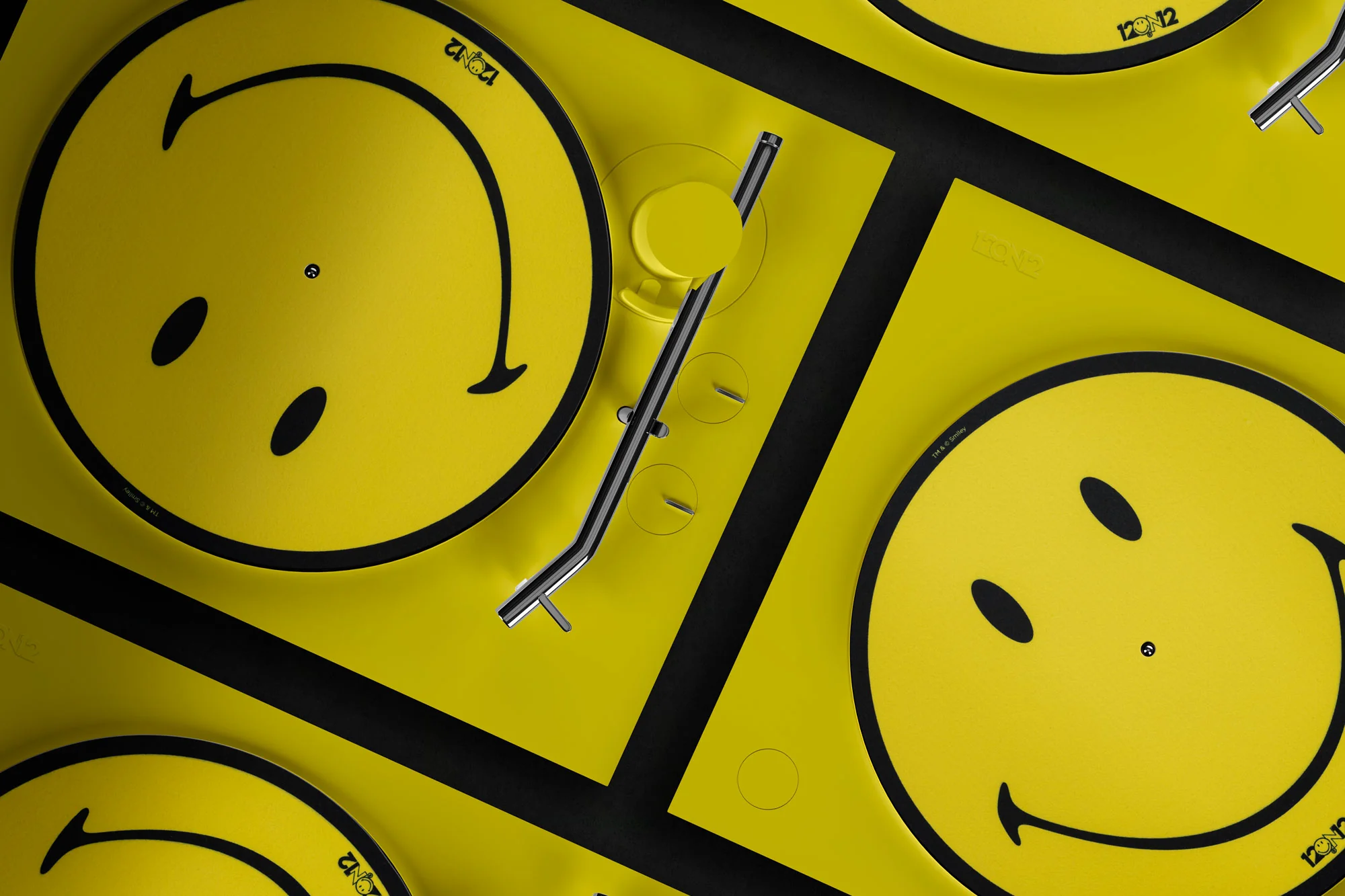 12on12 Smiley庐 50th Anniversary Picture Disc + Slipmat