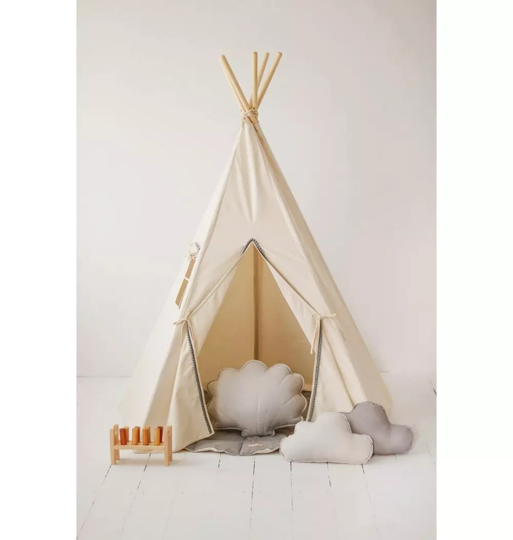 “Grey Pompoms” Teepee with Pompoms and Round Mat Set