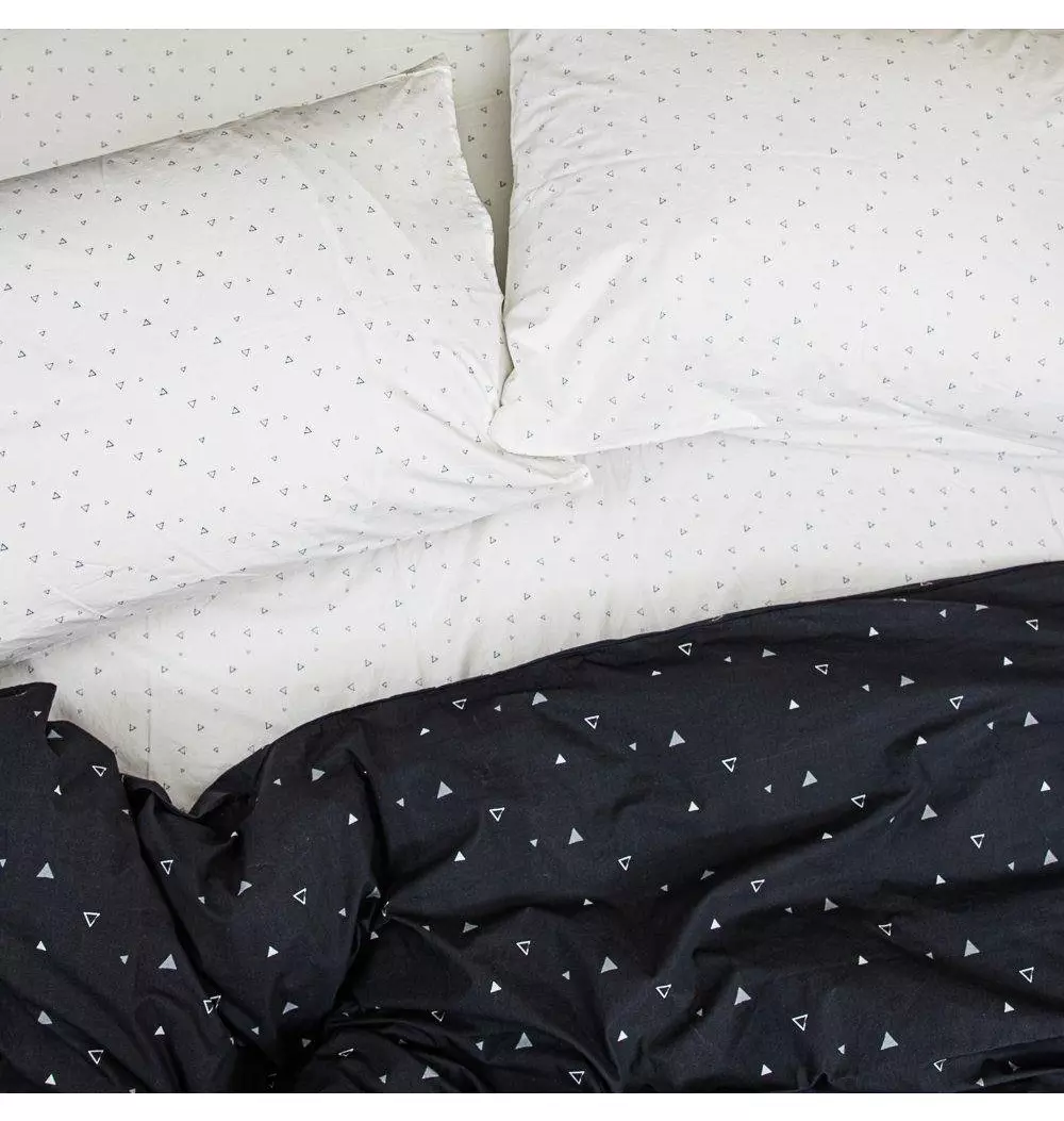 Organic Cosmic Triangles Duvet Cover