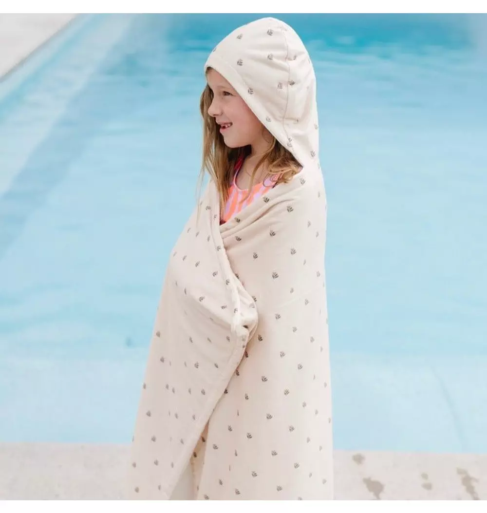 Hooded Towel in Tulip
