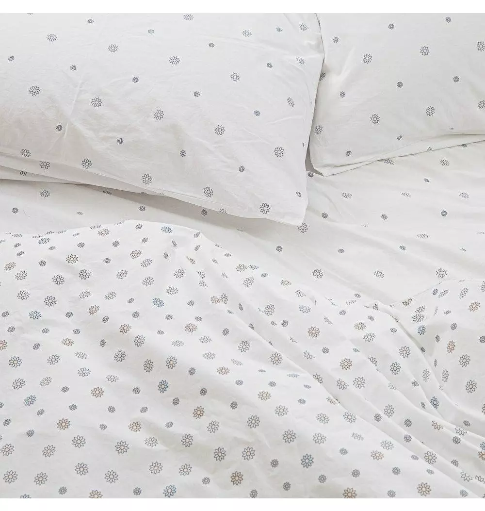 Organic Chamomile Bloom Duvet Cover