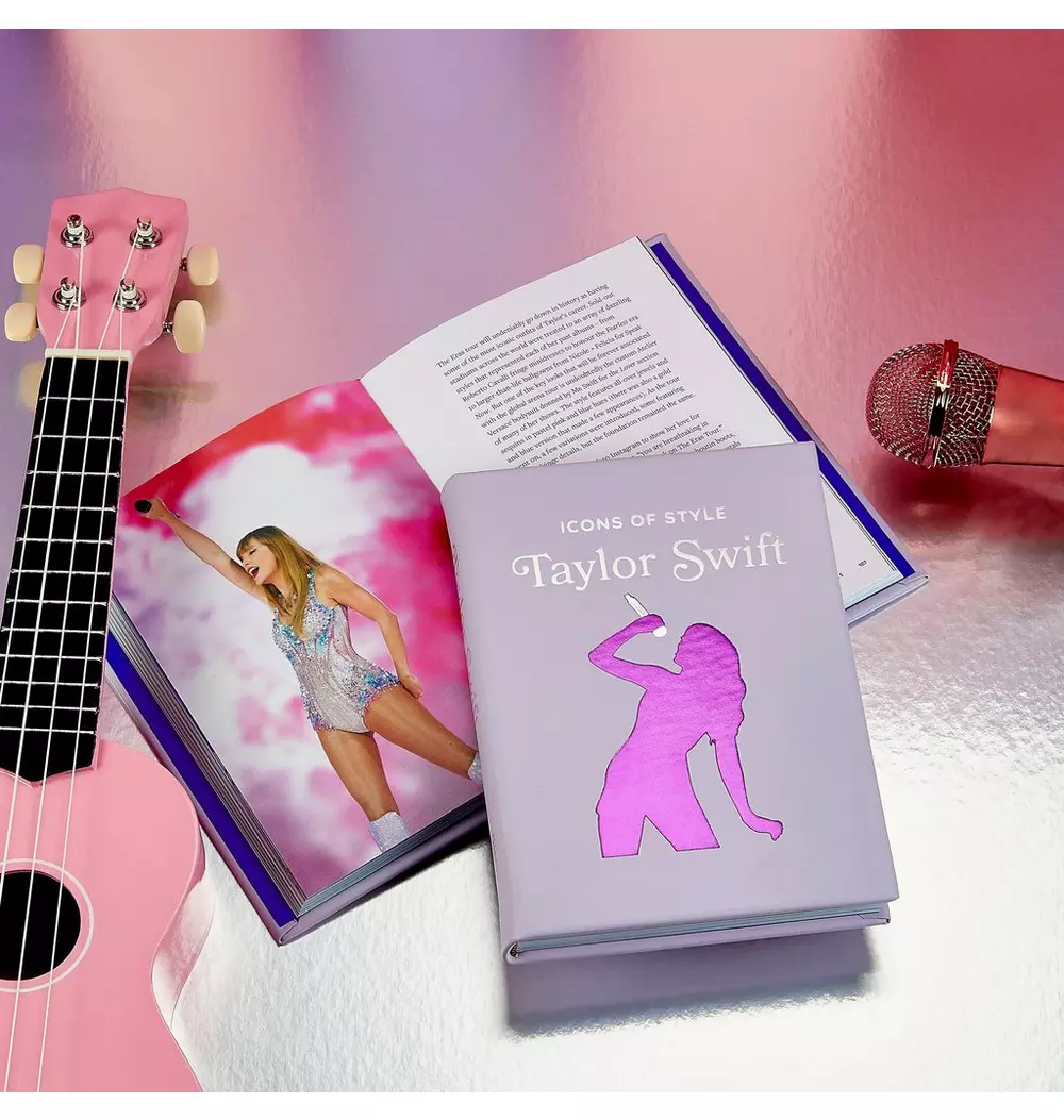 ICONS OF STYLE TAYLOR SWIFT LEATHER EDITION