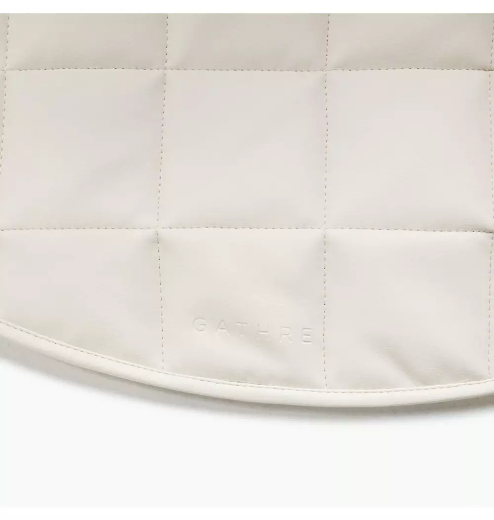 Ivory Circle Quilted Mat