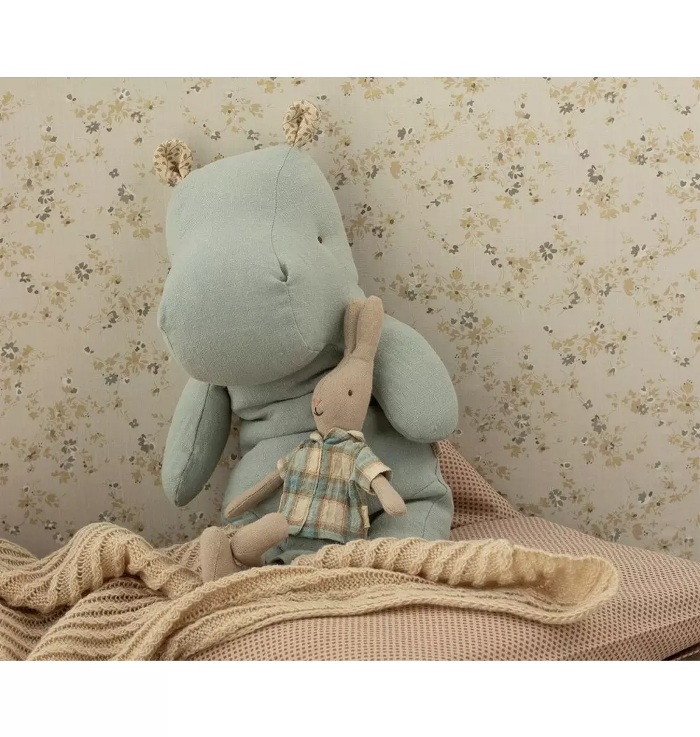 Blue Grey Hippo, Medium
